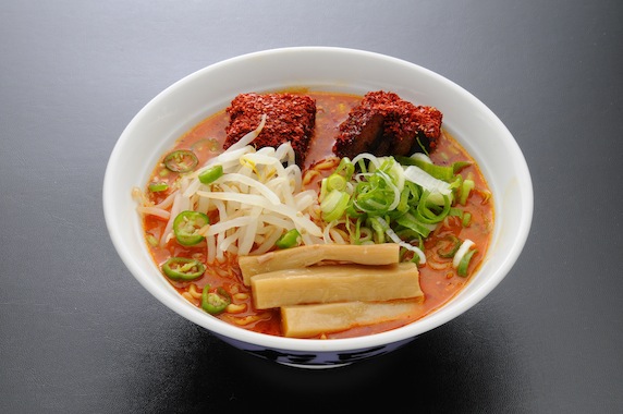 激!赤いラーメン 1200円